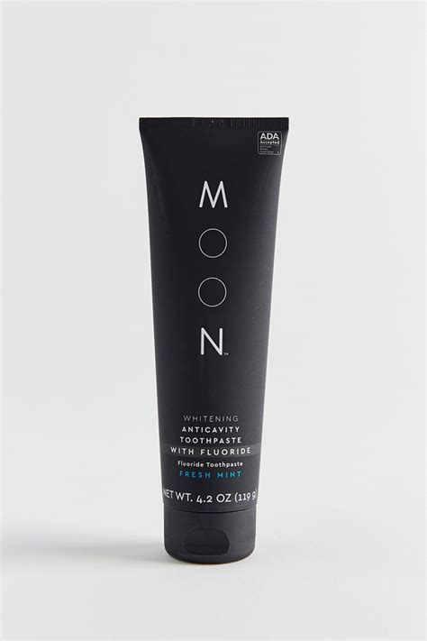moony tooth paste 65 gm